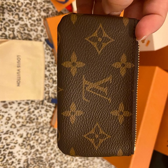 Louis Vuitton Key Pouch - Picture 3 of 6